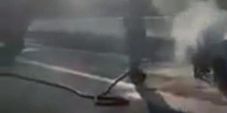 Άρπαξε φωτιά αυτοκίνητο στο Αφράτο Παραβόλας