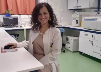 Το πλούσιο βιογραφικό της υποψήφιας Περιφερειακής Συμβούλου με τον Ν.Φαρμάκη