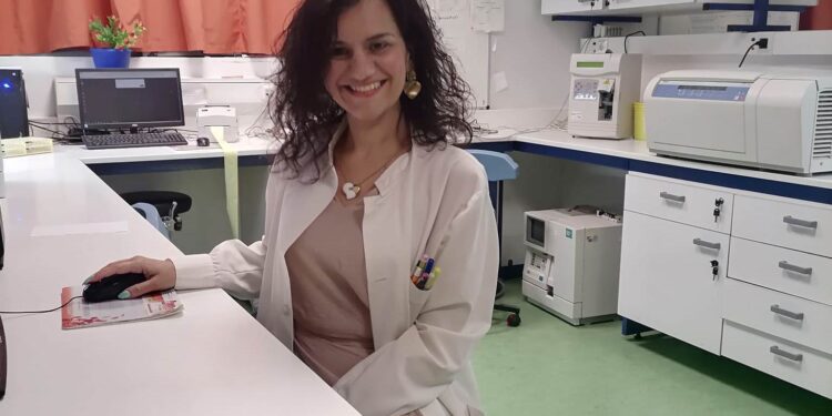 Το πλούσιο βιογραφικό της υποψήφιας Περιφερειακής Συμβούλου με τον Ν.Φαρμάκη