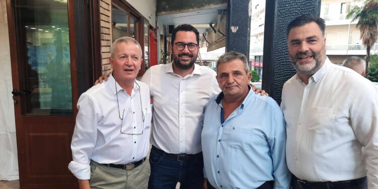 Εγκαίνια του εκλογικού κέντρου του συνδυασμού «Νέα Δυτική Ελλάδα- Ενωμένοι Μπορούμε», στο Αγρίνιο