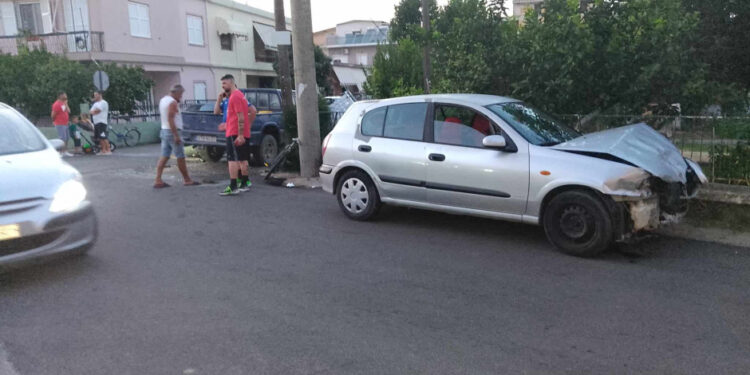 Βόνιτσα: Αγροτικό έπεσε σε ΙΧ όπου επέβαιναν ποδοσφαιριστές των Παλιάμπελων