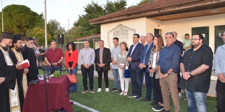 Εγκαινίασε το γήπεδο ποδοσφαίρου στον Άγιο Ιωάννη Ρηγανά Αγρινίου