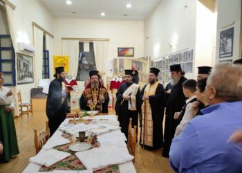 Ο Εσπερινός της εορτής του Αγίου Εθνοϊερομάρτυρος Χρυσοστόμου Επισκόπου Σμύρνης στον Άγιο Κωνσταντίνο Αγρινίου