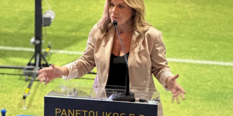 Σταρακά: «Ο Παναιτωλικός είναι το καμάρι μας, είμαι περήφανη για τα έργα στο γήπεδό του»  