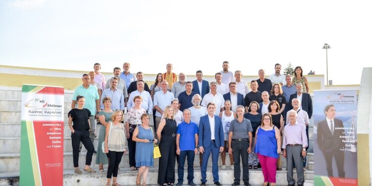 Συνάντηση Κώστα Καρπέτα με τους υποψηφίους της Αχαΐας