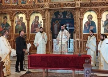 Υποδειγματική Θεία Λειτουργία από τον  Μητροπολίτη Αιτωλίας και Ακαρνανίας  για το 6ο ΓΕΛ Αγρινίου (Vid)