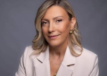 Κατερίνα Κουτσουπιά/ισχυρή υποψηφιότητα, με πολλές φρέσκες ιδέες για την πόλη της, με τον συνδυασμό «Αγρίνιο, Πάμε Ψηλά»