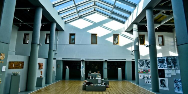 Εικαστικό Εργαστήρι Δήμου Αγρινίου: Έκθεση έργων μαθητών τη Δευτέρα