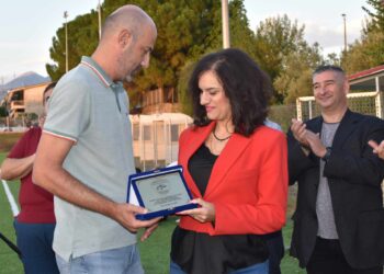 Η Αμαλία Βούλγαρη στα εγκαίνια του γηπέδου Αγίου Ιωάννη Ρηγανά