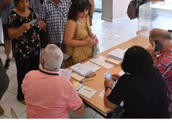 Εκλογές ΣΥΡΙΖΑ: Εντυπωσιακή η συμμετοχή- πότε αναμένονται τα αποτελέσματα