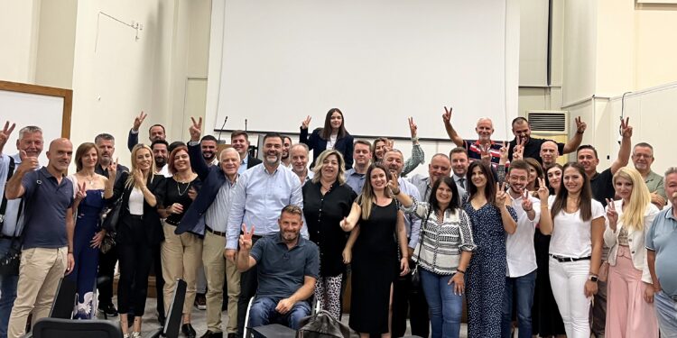 Σπύρος Σκιαδαρέσης: Συνάντηση με τους Υποψήφιους της ΠΕ Αχαΐας