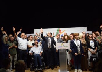 Μήνυμα νίκης και ανατροπής του Δημήτρη Τραπεζιώτη από την πλατεία Δημάδη