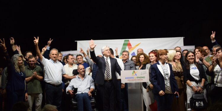 Μήνυμα νίκης και ανατροπής του Δημήτρη Τραπεζιώτη από την πλατεία Δημάδη