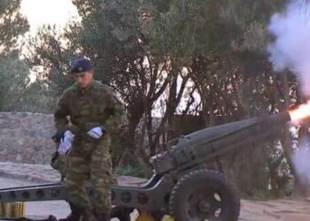 28η Οκτωβρίου: Οι 21 κανονιοβολισμοί από το λόφο του Λυκαβηττού