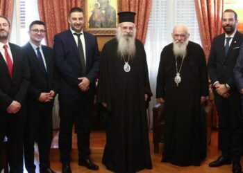 Ήταν όλοι εκεί για τον πατέρα Επιφάνιο!!