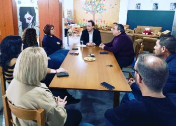 Επίσκεψη από τον Μίλτο Ζαμπάρα στον Ξενώνα Φιλοξενίας Γυναικών Αγρίνιου