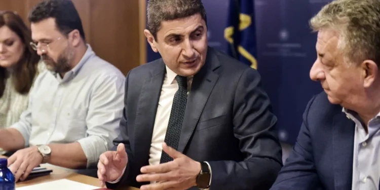 ΟΠΕΚΕΠΕ: Έγιναν λάθη, οι πληρωμές δεν ήταν δίκαιες παραδέχεται ο Αυγενάκης