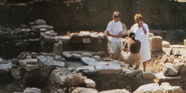 Εφορεία Αρχαιοτήτων Αιτωλ/νίας:Το τελευταίο αντίο στην επίτιμη Έφορο Αρχαιοτήτων Αγγέλικα Ντούζουγλη