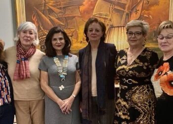 Επίσκεψη της Διοικητού Ελένης Παναγιώτου στον Όμιλο IW Αγρινίου