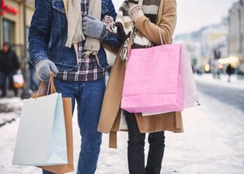 Ανοιχτά τα καταστήματα την Κυριακή 26 Νοεμβρίου