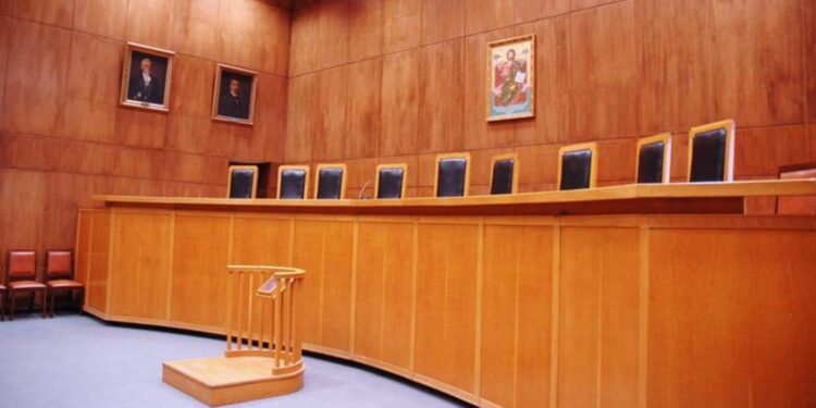 Φορολογία ελεύθερων επαγγελματιών: «Στα όπλα» οι δικηγόροι – Τι αποφάσισε το ΔΣ