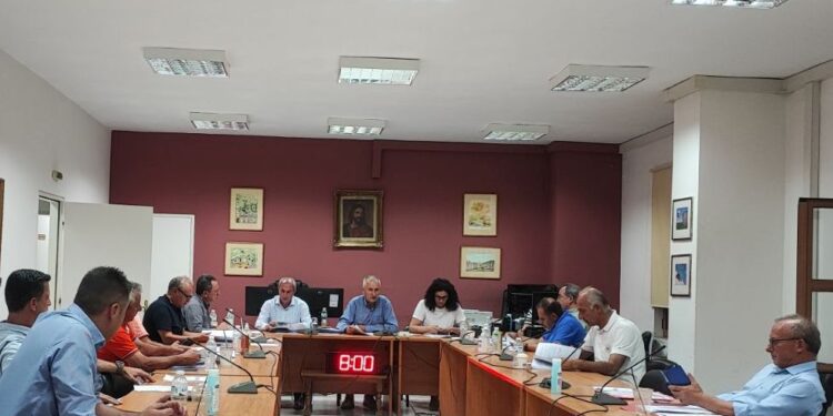 Συνεδριάζει τη Δευτέρα το δημοτικό συμβούλιο Θέρμου
