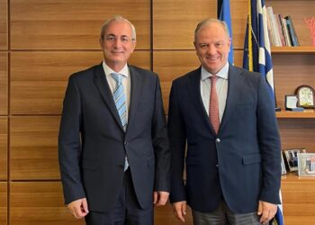 Ο μύκητας που προβάλει τα δέντρα της Μυρτιάς & θέματα των αλιέων της Τριχωνίδας στο επίκεντρο της συνάντησης Κωνσταντάρα με τον υφ. Αγροτικής Ανάπτυξης
