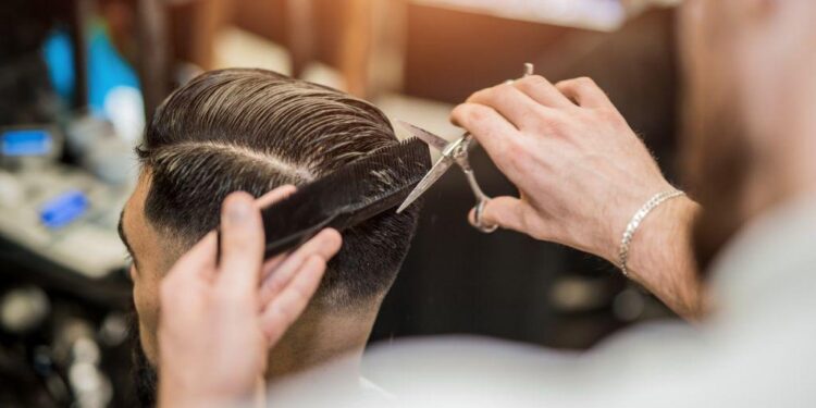 Το νέο Δ.Σ της Ένωσης Κουρέων Κομμωτών Ναυπάκτου