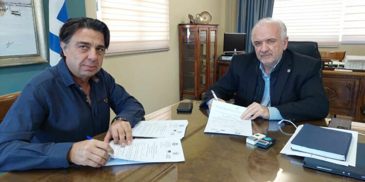 Έπεσαν οι υπογραφές για το OPEN MALL στο Μεσολόγγι / Ξεκινά το εμβληματικό έργο!