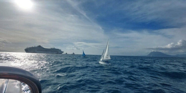 Αθλητές και από Μεσολόγγι στον Διεθνή Αγώνα Ιστιοπλοΐας «32nd Athens International Sailing Week»