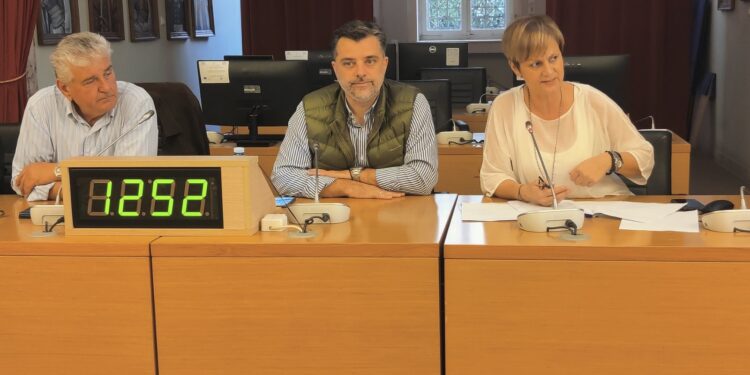 Αγρίνιο: Συνεδρίασε το Συντονιστικό ενόψει της επιδείνωσης του καιρού