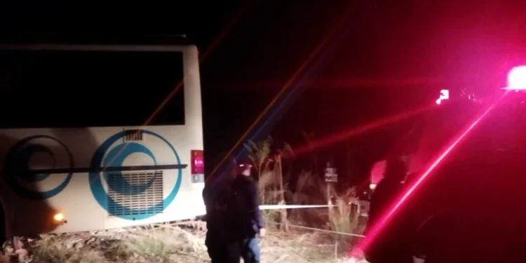 Οδηγός ΚΤΕΛ έπαθε ανακοπή την ώρα που οδηγούσε- Στο χείλος του γκρεμού το λεωφορείο