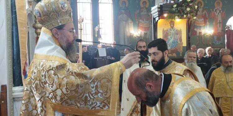 Κάτω Μακρυνού/Χειροτονία Διακόνου Ευαγγέλου Αγοραστόπουλου-του πρώτου εθελοντού Κληρικού