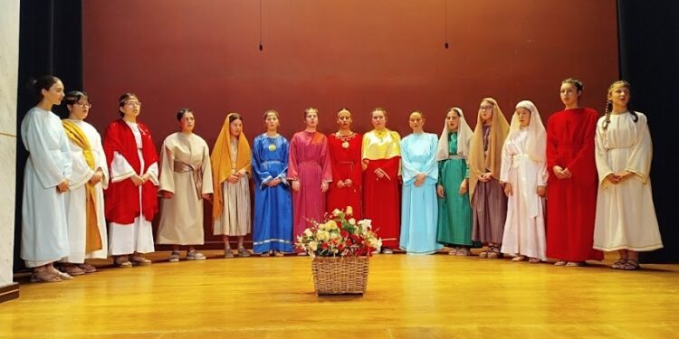 Χριστουγεννιάτικη Εκδήλωση στη Χριστιανική Ένωση Αγρινίου