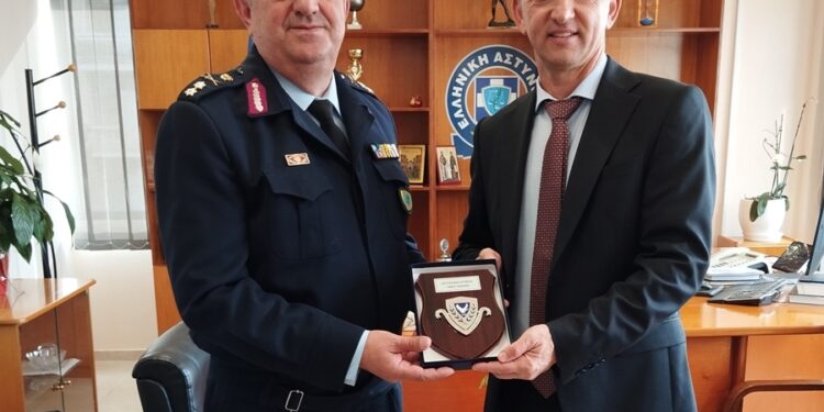 Εθιμοτυπική επίσκεψη Αξιωματικού Συνδέσμου της Πρεσβείας της Κυπριακής Δημοκρατίας στη Γενική Περιφερειακή Αστυνομική Διεύθυνση Δυτικής Ελλάδας