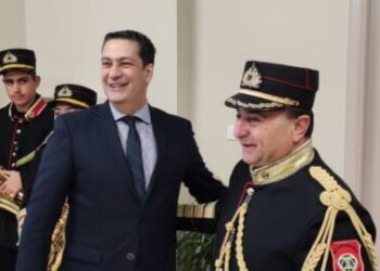 Τα κάλαντα της Πρωτοχρονιάς έψαλλαν στον Δήμαρχο Αγρινίου οι μουσικοί της Φιλαρμονικής Ορχήστρας