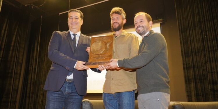 O Δήμος Αγρινίου και η ΓΕΑ τίμησαν τον Φώτη Ζησιμόπουλο