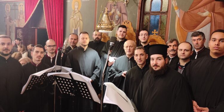 Ο σύλλογος Ιεροψαλτών Αιτωλ/νίας «Άνθιμος ο Αρχιδιάκονος» έψαλε με πολυμελή χορωδία στον εορτάζοντα Ι.Ν Αγίας Βαρβάρας Αγρινίου