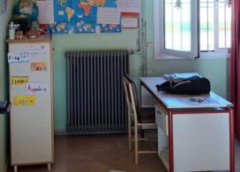 Μεσολόγγι: Άγιο είχε εκπαιδευτικός όταν έπεσε από το ταβάνι το μεταλλικό κάλυμμα φωτισμού