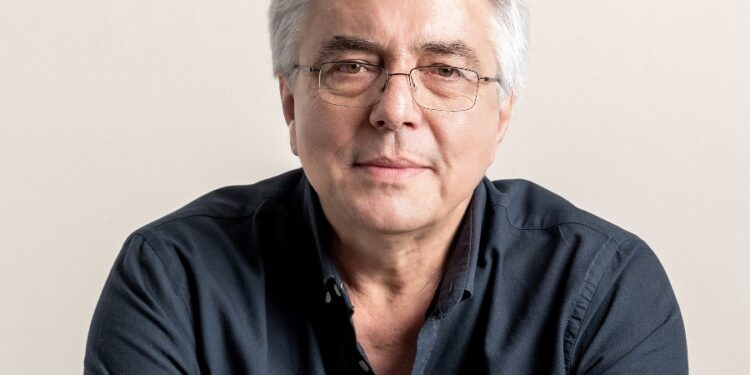 Ευχετήριο μήνυμα του Δημήτρη Τραπεζιώτη.