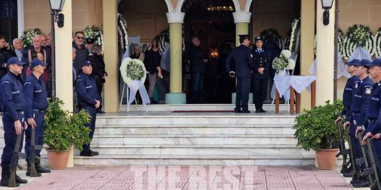 Πάτρα/Με βαθιά θλίψη και οδύνη το τελευταίο «αντίο» στον 29χρονο αστυνομικό Χρήστο Κουρουνιώτη