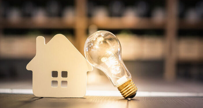 Ρεύμα: Τι προβλέπει το νέο κοινωνικό τιμολόγιο για τις πολύτεκνες οικογένειες