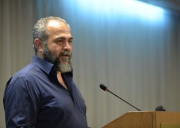 Θανάσης Γιανναδάκης: Τίνος είσαι εσύ ΔΕΗ μου;