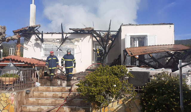 Παρανάλωμα του πυρός οικία  στην Βαρειά Τριχωνίδας