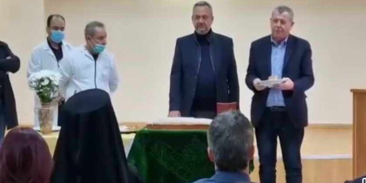 Παρουσία Γιαννάκου η κοπή πίτας του Σωματείου Εργαζομένων Νοσοκομείου Μεσολογγίου-τιμητική πλακέτα στην Αθηνά Παπαχρήστου.
