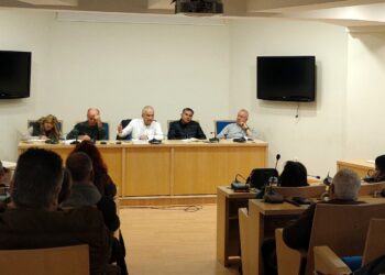 Δήμαρχος και Αντιδήμαρχοι με τους Προέδρους και τους Τοπικούς Συμβούλους των Δημοτικών Κοινοτήτων των Δ.Ε. Αμφιλοχίας και Μενιδίου