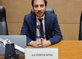 Μητσοτάκης σε αγρότες στη Βόνιτσα: Ούτε γκαρσόνια θα γίνετε, ούτε θα φύγετε στη Γερμανία