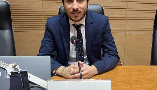 Μητσοτάκης σε αγρότες στη Βόνιτσα: Ούτε γκαρσόνια θα γίνετε, ούτε θα φύγετε στη Γερμανία