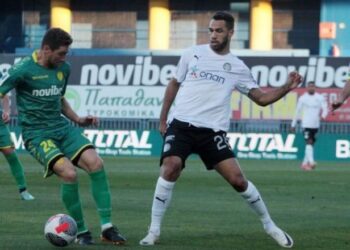 Μεγάλη πρόκριση στα ημιτελικά για τον Παναιτωλικό/Πετράκης: «Σπουδαία στιγμή για όλους μας»