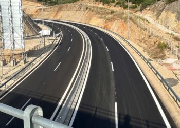 Στην κυκλοφορία ο κόμβος Λουτρακίου (Κ8) της Αμβρακίας οδού/όχημα κινούταν στο αντίθετο ρεύμα